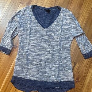 Oh Baby by Motherhood Navy and White Knit Top